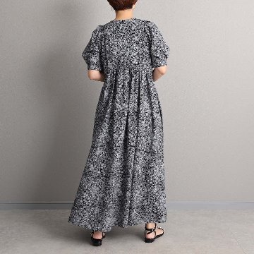 4月中旬～下旬お届け予定『Robin flower』 long dress 【全2色】の画像