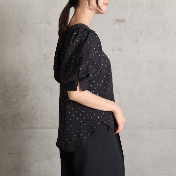 4月中旬～下旬お届け予定『Stella dot light』 Volume sleeve blouse 【全2色】の画像