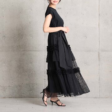 4月中旬~下旬お届け予定『Stella tulle』 Tiered skirt 【全2色】の画像