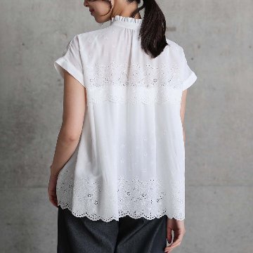 5月中旬～下旬お届け予定『Stella scallop』 french sleeve blouse【全3色】の画像