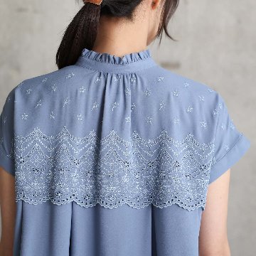 5月中旬～下旬お届け予定『Stella scallop』 french sleeve blouse【全3色】の画像