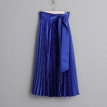 『Function satin pleats』 long skirt SAPPHIREの画像