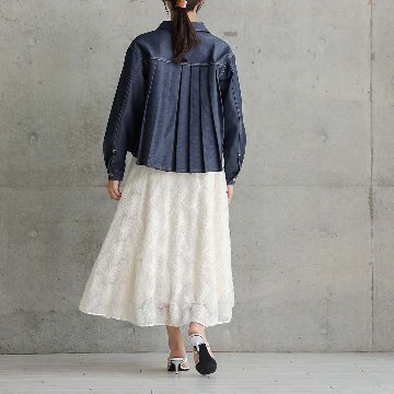 4月上旬お届け予定『Couturière』 Flare skirt　ECRUの画像