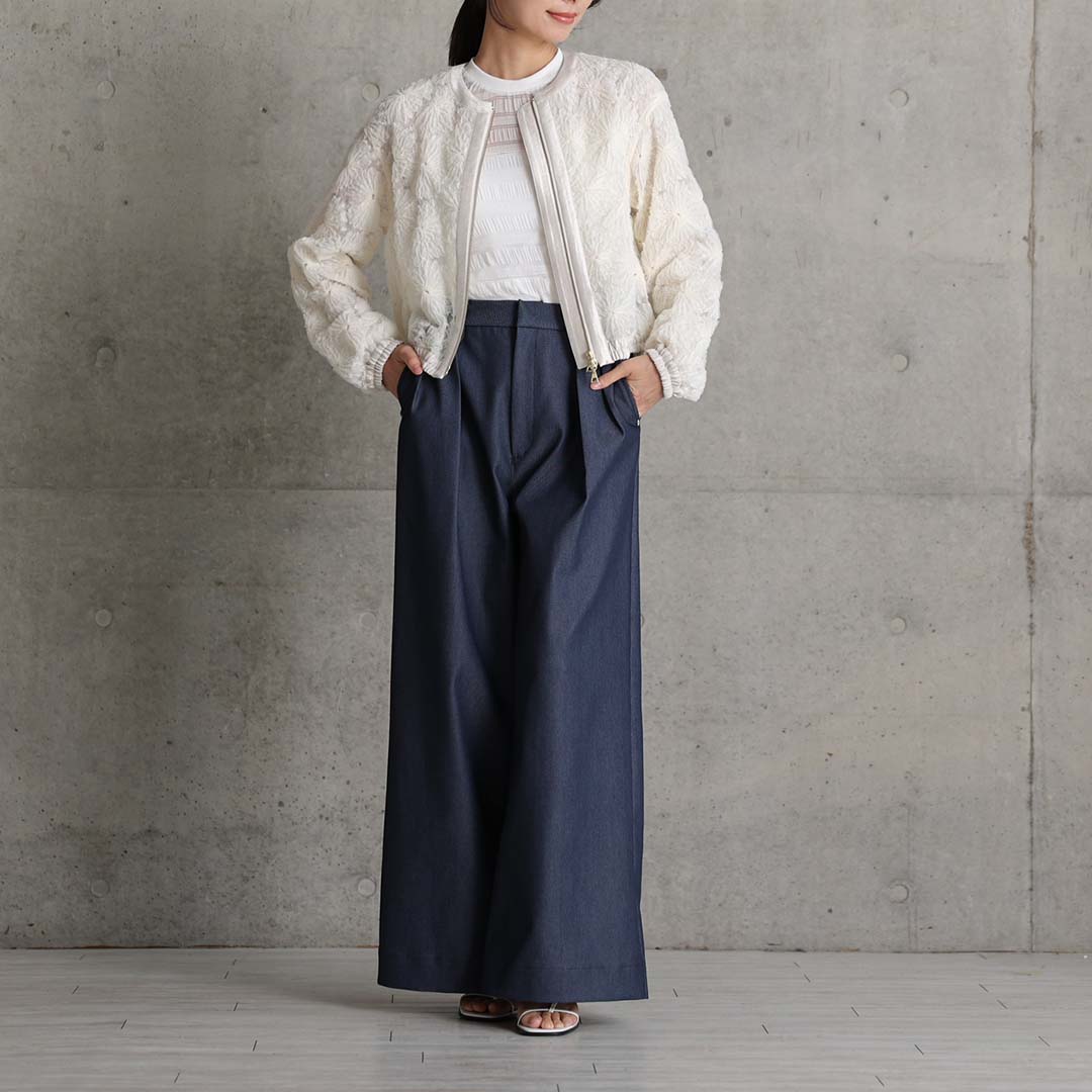 4月上旬お届け予定『Dress Denim』 Tuck pants NAVY DENIMの画像