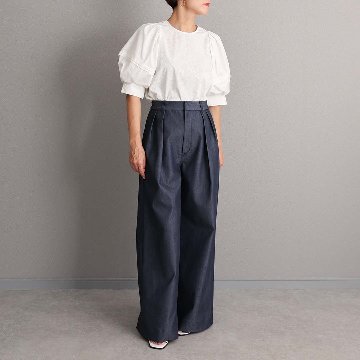 4月上旬お届け予定『Dress Denim』 Tuck pants NAVY DENIMの画像