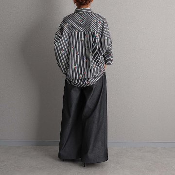 4月上旬お届け予定『Dress Denim』 Tuck pants BLACKの画像