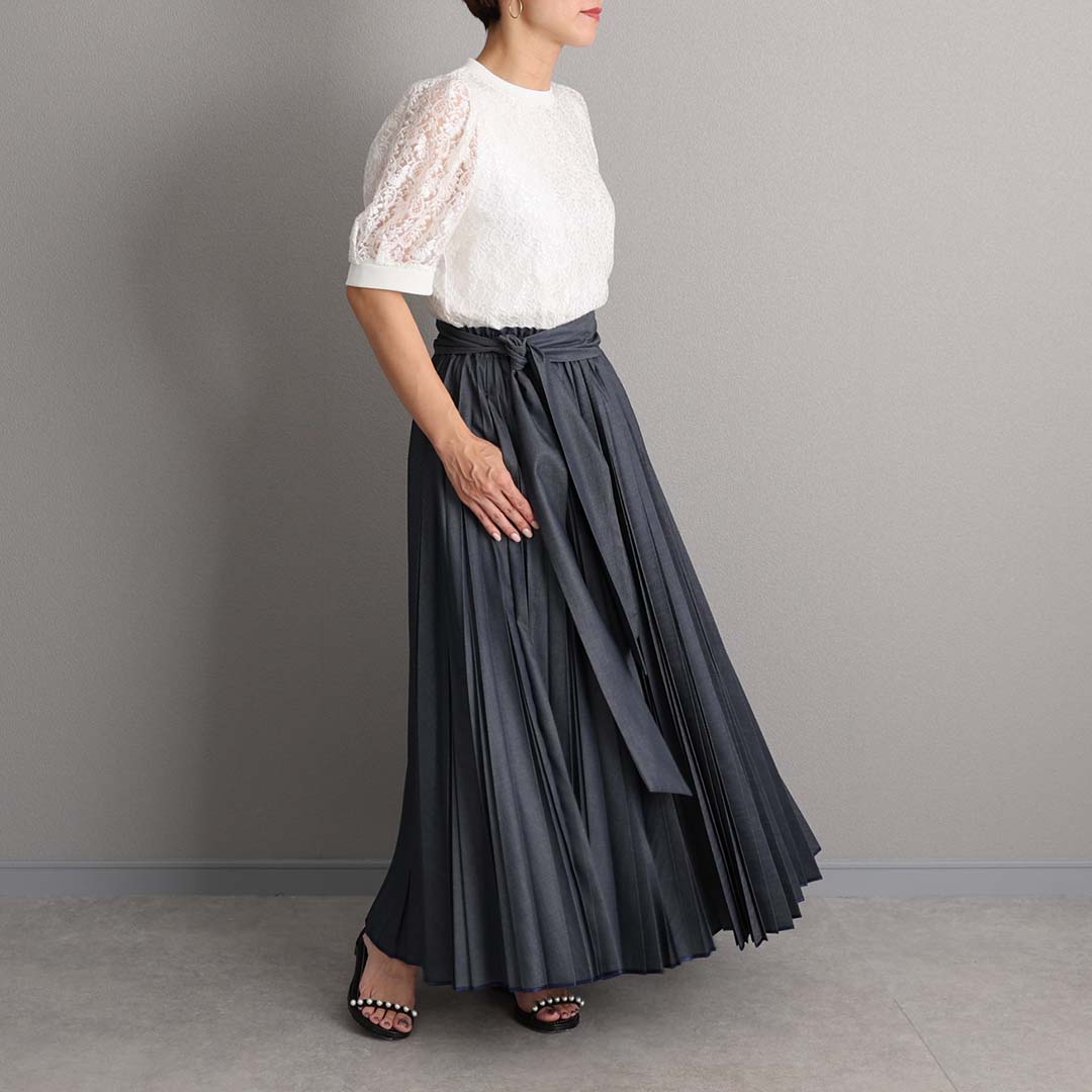 ３月上旬お届け予定 『Inflexion pleats』 Long skirt NAVY DENIMの画像