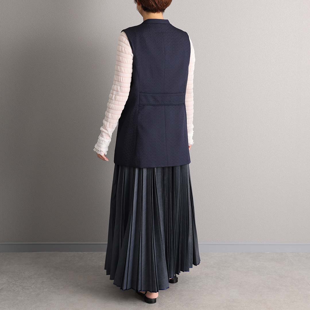 ３月上旬お届け予定 『Inflexion pleats』 Long skirt NAVY DENIMの画像