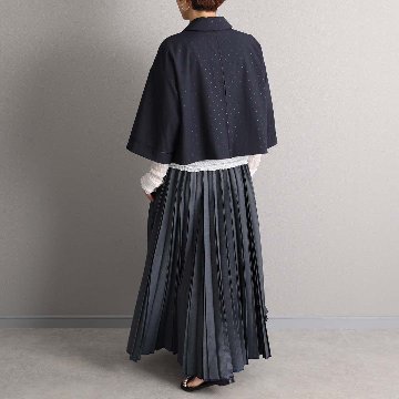 ３月上旬お届け予定 『Inflexion pleats』 Long skirt NAVY DENIMの画像