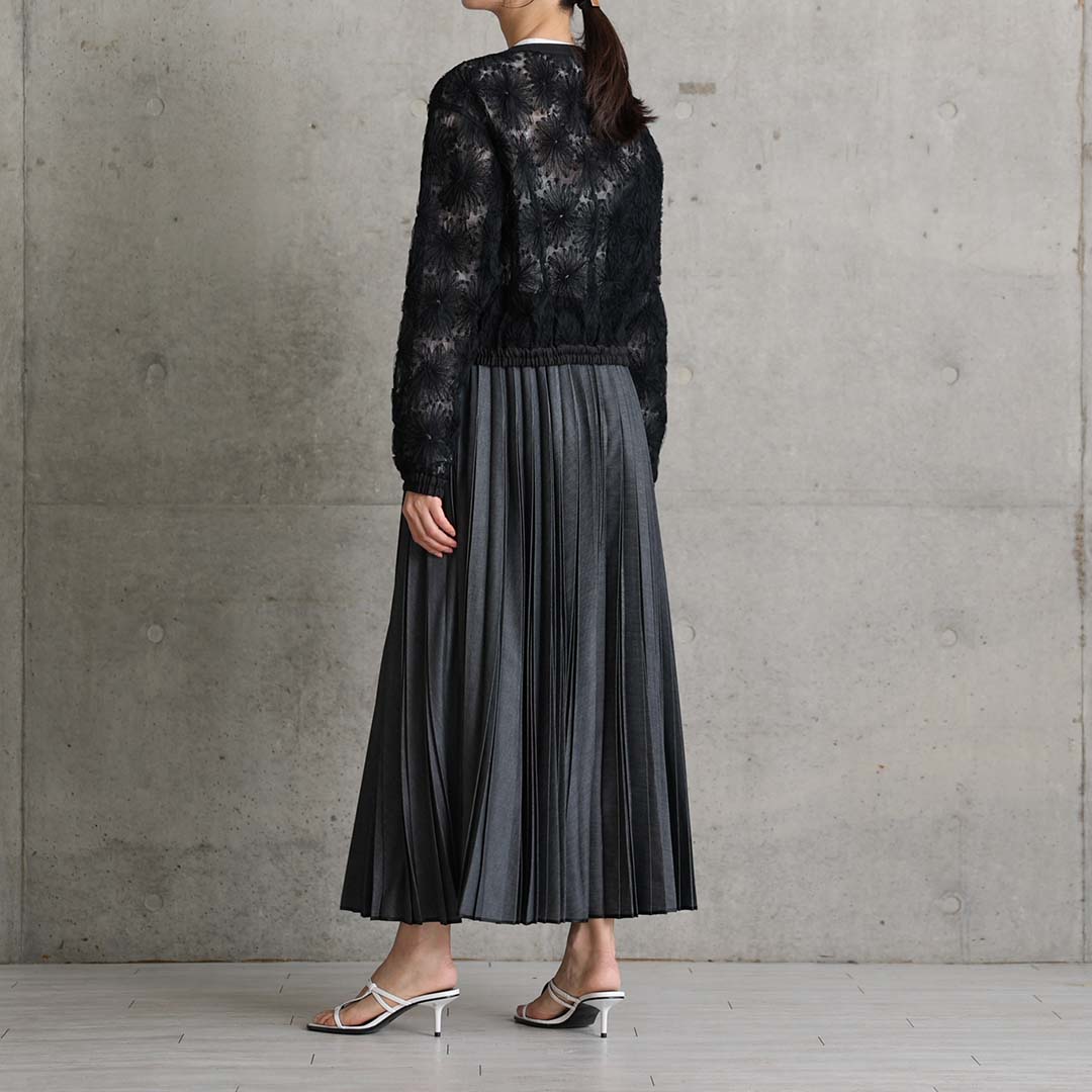 ３月上旬お届け予定 『Inflexion pleats』 Long skirt BLACK DENIMの画像