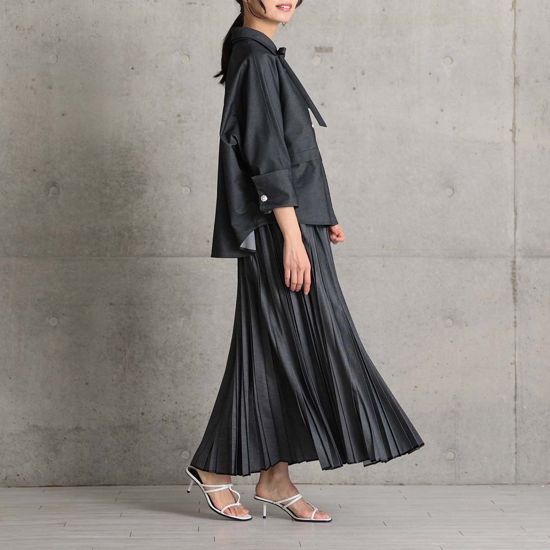 ３月上旬お届け予定 『Inflexion pleats』 Long skirt BLACK DENIMの画像