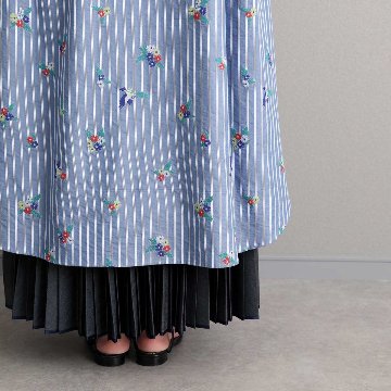 ５月上旬お届け予定『Robin stripe』 Long shirts BLUEの画像