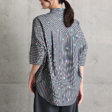 5月上旬お届け予定『Robin stripe』 Relax shirts BLACKの画像