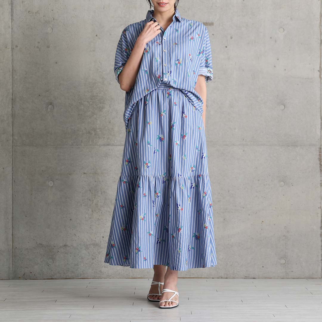 ５月上旬お届け予定『Robin stripe』 Tiered skirt BLUEの画像