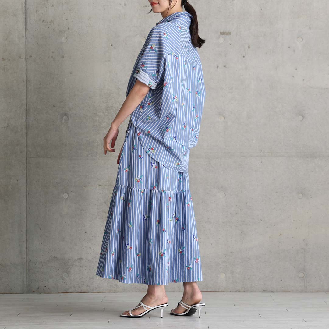 ５月上旬お届け予定『Robin stripe』 Tiered skirt BLUEの画像