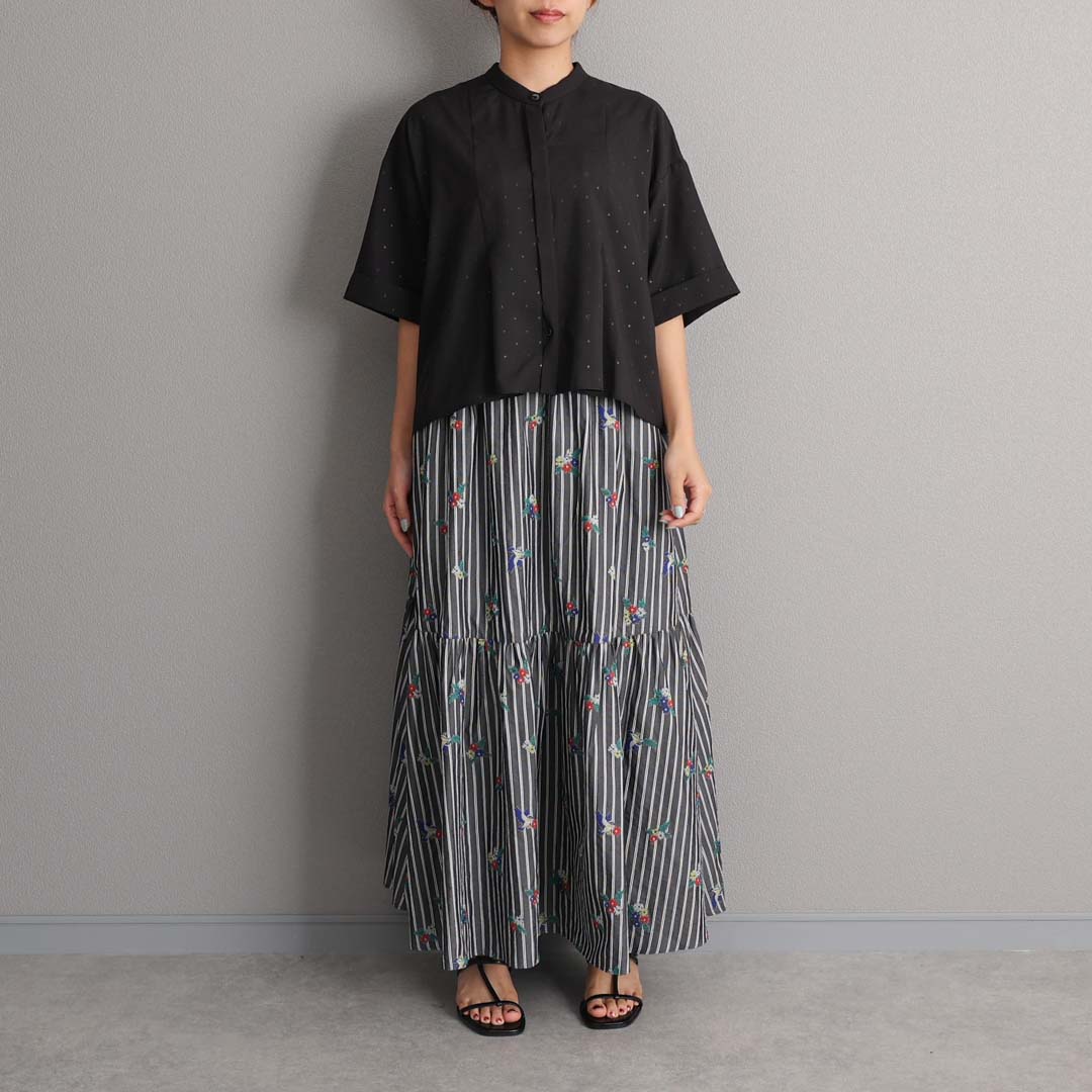 ５月上旬お届け予定『Robin stripe』 Tiered skirt BLACKの画像