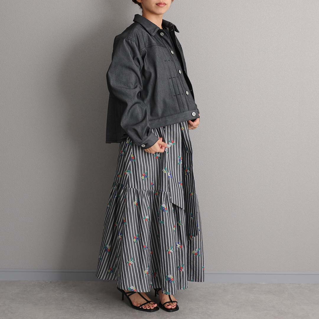 ５月上旬お届け予定『Robin stripe』 Tiered skirt BLACKの画像