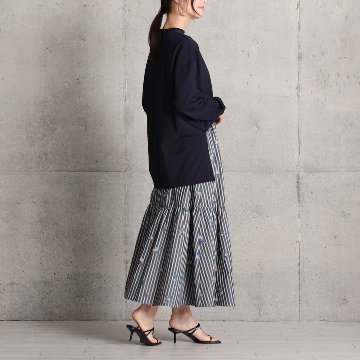 ５月上旬お届け予定『Robin stripe』 Tiered skirt BLACKの画像