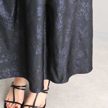 4月上旬お届け予定『Mary jacquard』 Flare skirt BLACK×NAVYの画像