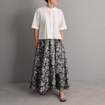 4月上旬お届け予定『Mary jacquard』 Flare skirt BLACK×ECRUの画像