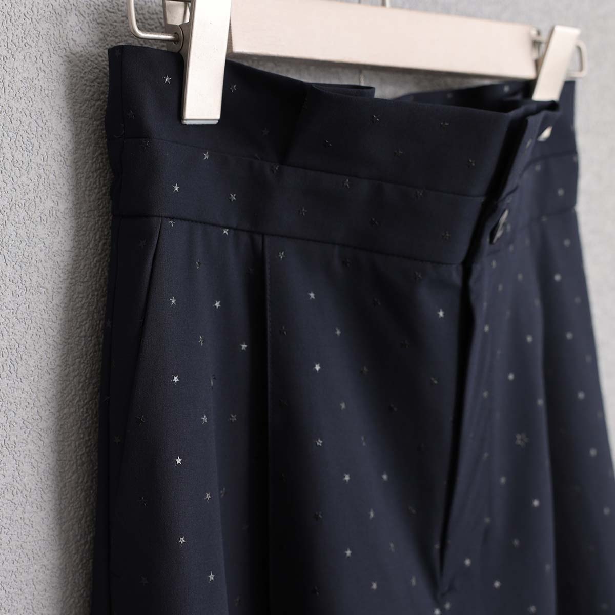 3月上旬お届け予定『Stella dot』 Suspenders pants NAVYの画像