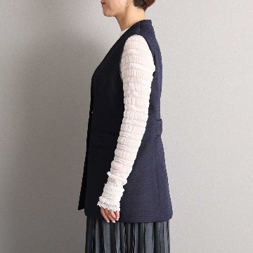 4月上旬お届け予定『Stella matelasse』 Short gilet NAVYの画像