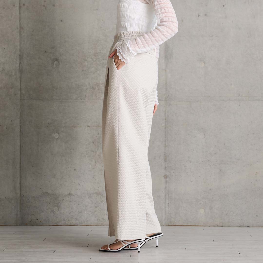 4月上旬お届け予定『Stella matelasse』 Easy wide pants ECRUの画像