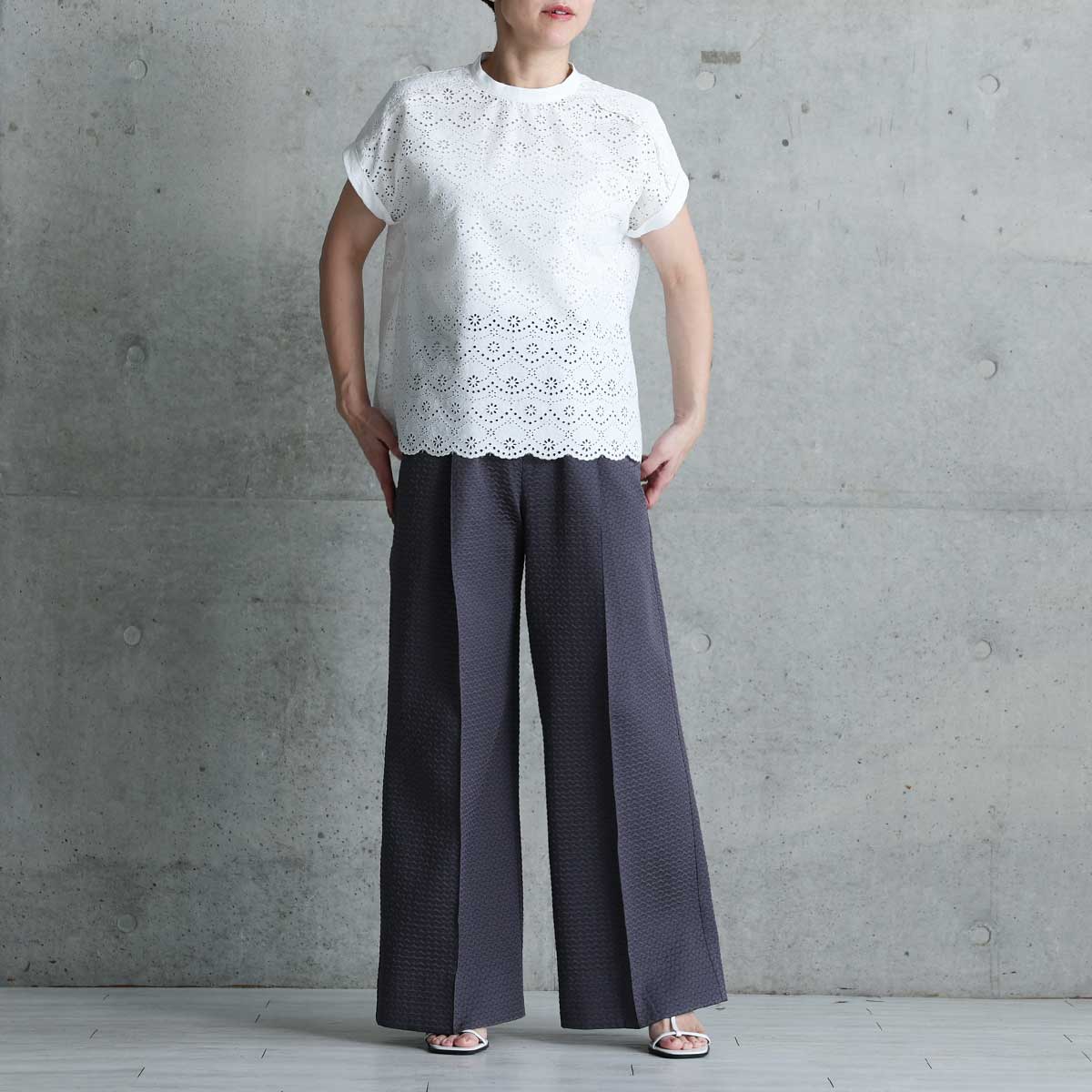 4月上旬お届け予定『Stella matelasse』 Easy wide pants C-GRAYの画像