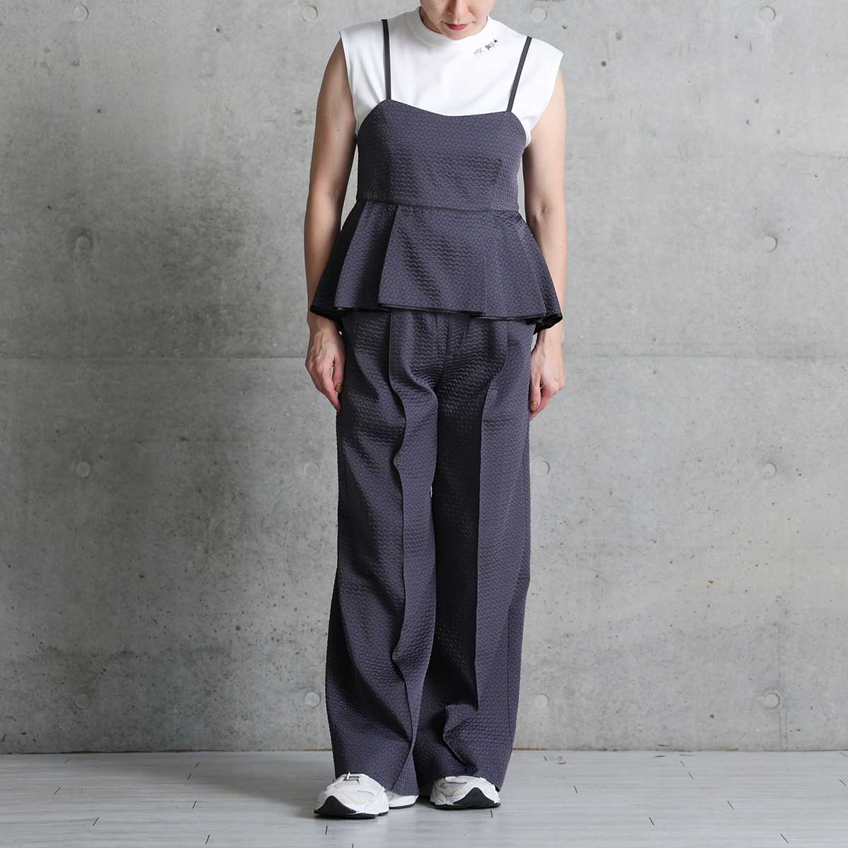 4月上旬お届け予定『Stella matelasse』 Easy wide pants C-GRAYの画像