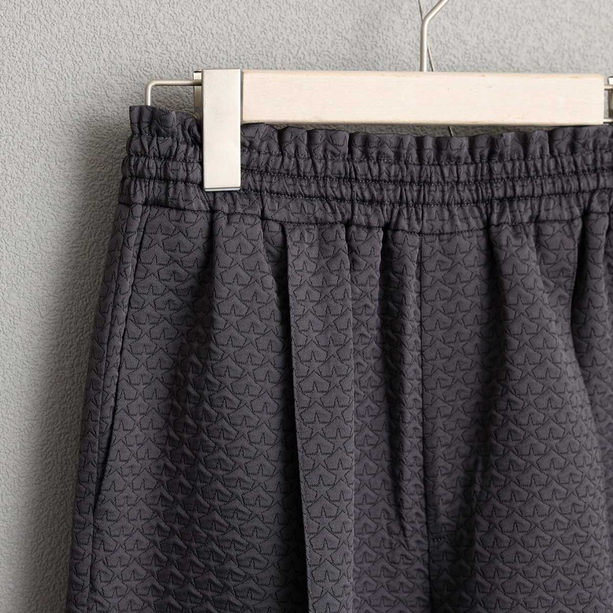 4月上旬お届け予定『Stella matelasse』 Easy wide pants C-GRAYの画像