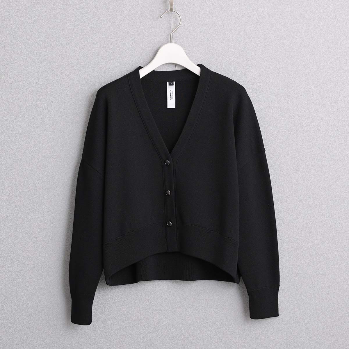 3月上旬お届け予定『Moist knit』 Cardigan BLACKの画像