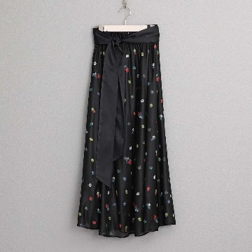 7月中旬～下旬お届け予定『Robin flower sheer knit』 Long skirt【全1色】の画像