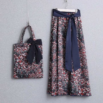 『fly me to the moon』 Quilt Tote Bag　NAVY×REDの画像