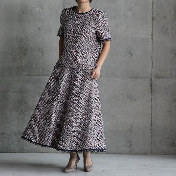 『Wreath tweed』 Circular skirt WHITE画像