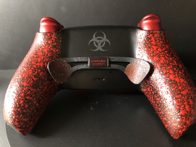 PS5コントローラー バイオハザード 背面ボタン