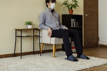 Collone　アームチェア　PVC　BK/WHの画像