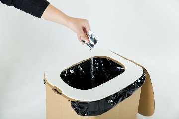 【１セット】おしりにやさしい簡易トイレ 非常用ダンボール製組立式トイレ（5回分）の画像
