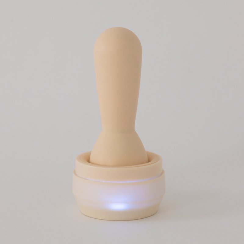 C【Femimate eKegel -イーケーゲル】（膣トレサポートアイテム）産婦人科医監修の下に開発された膣のトータルサポートアイテム。膣トレの最先端画像