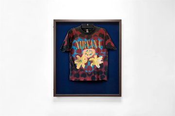 【メーカー直送品】アルナ 前開き式ユニフォームケース UVカットアクリル仕様 ユニフォーム・Tシャツ用額の画像