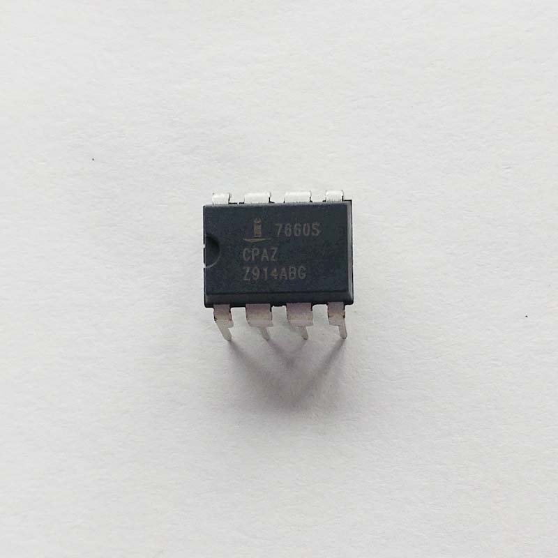 IC ICL7660SCPAZの画像