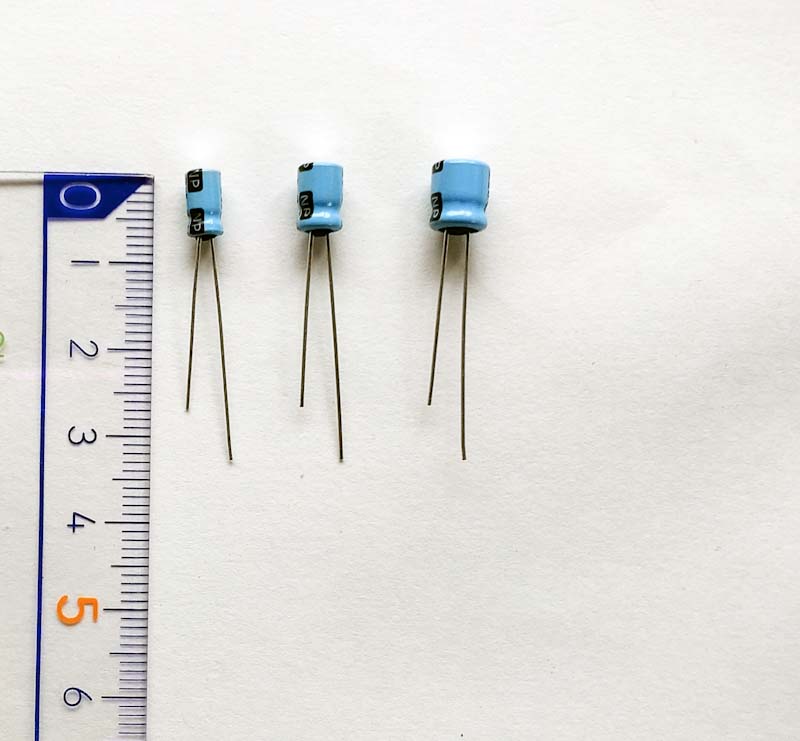 XICON　小型無極性電解の画像