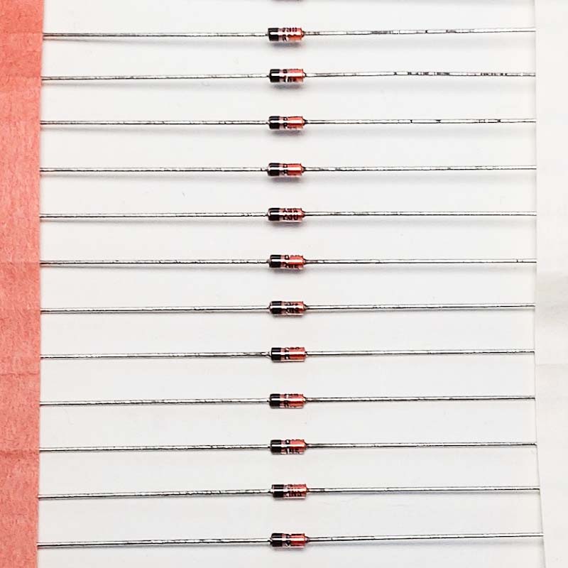 ツェナーダイオード　4.7V　1N5230Bの画像