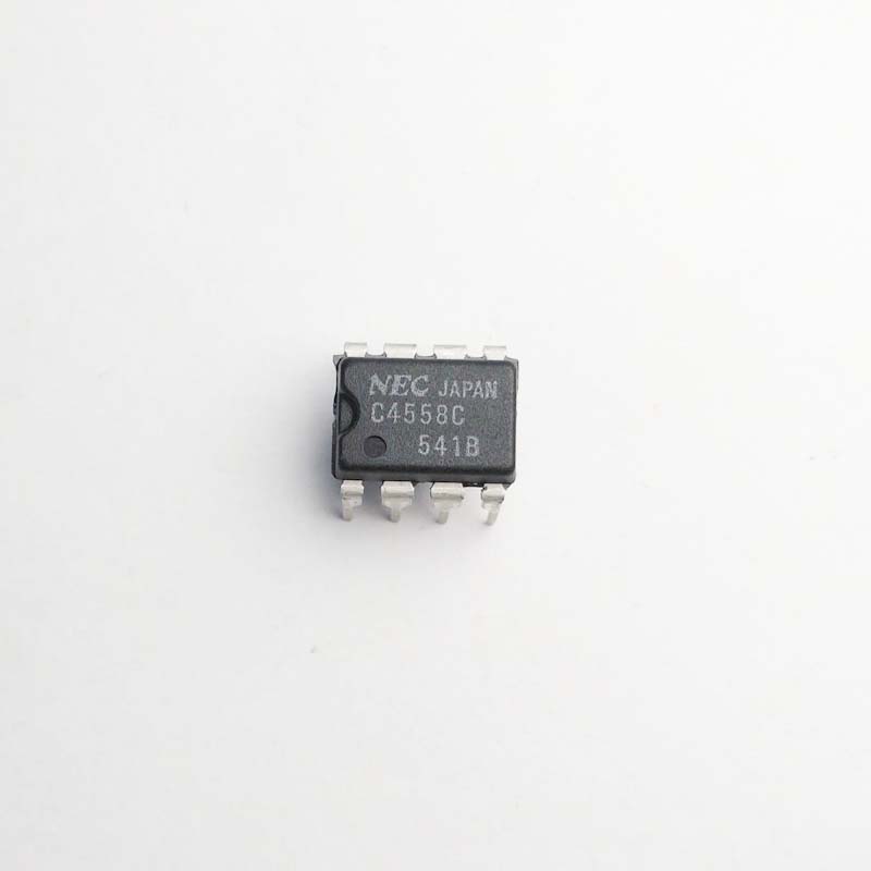 オペアンプ　μPC4558Cの画像