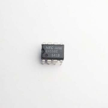 オペアンプ　μPC4558Cの画像