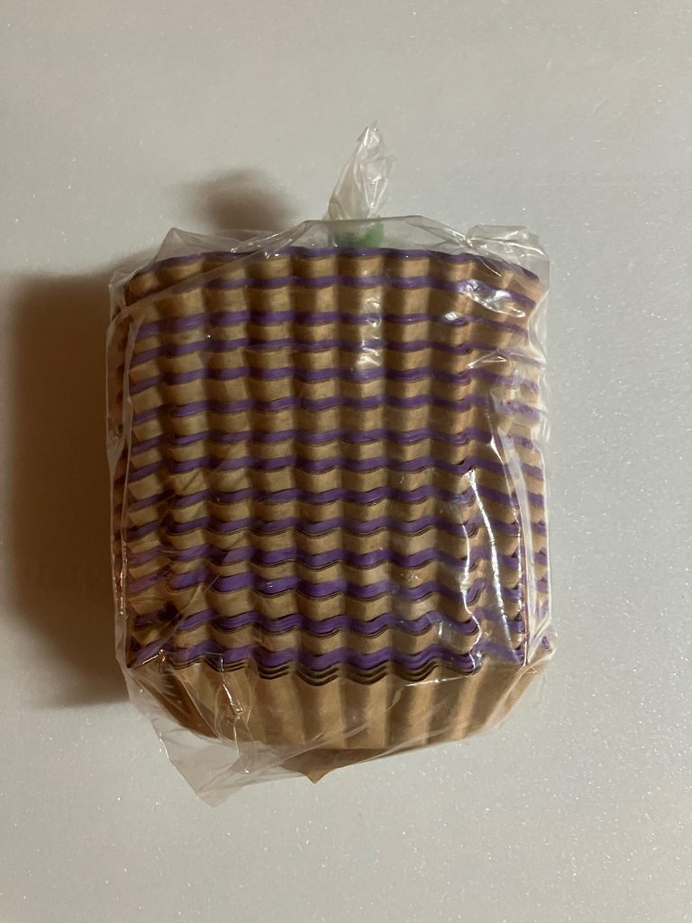 【訳あり　B級品　おかずカップ】PETフィルムケース　ムラサキ17Aの画像