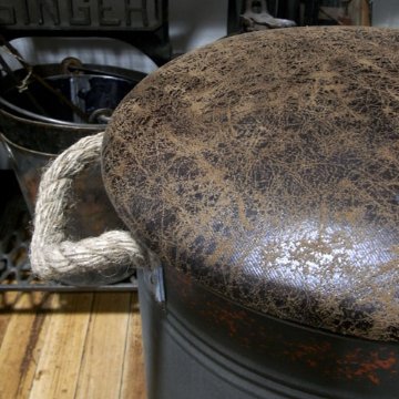 ドラム缶チェア 収納ボックス ペール缶スツール アーミーインテリア画像