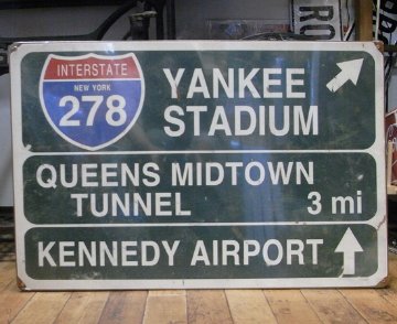 スティールサイン看板 ヤンキースタジアム トラフィックサイン　標識　アメリカン雑貨画像