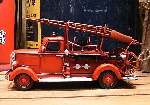 はしご車 消防車 ブリキ製自動車 ブリキのおもちゃ アメリカン雑貨画像