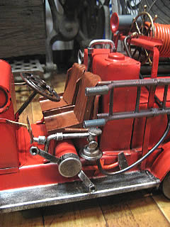  消防車A ブリキ製自動車 ブリキのおもちゃ アメリカン雑貨画像