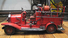  消防車B ブリキ製自動車 ブリキのおもちゃ アメリカン雑貨画像